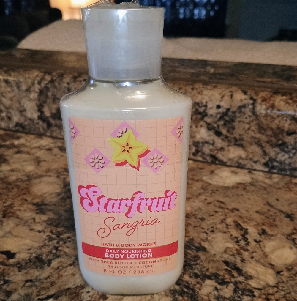 Bath & Body Works Starfruit Sangria Body Lotion - Cream and Pink - Picture 2 of 5